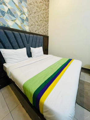 Hotel Wonder House - Free Parking- 5g Free Wifi, Modern Boutique Property